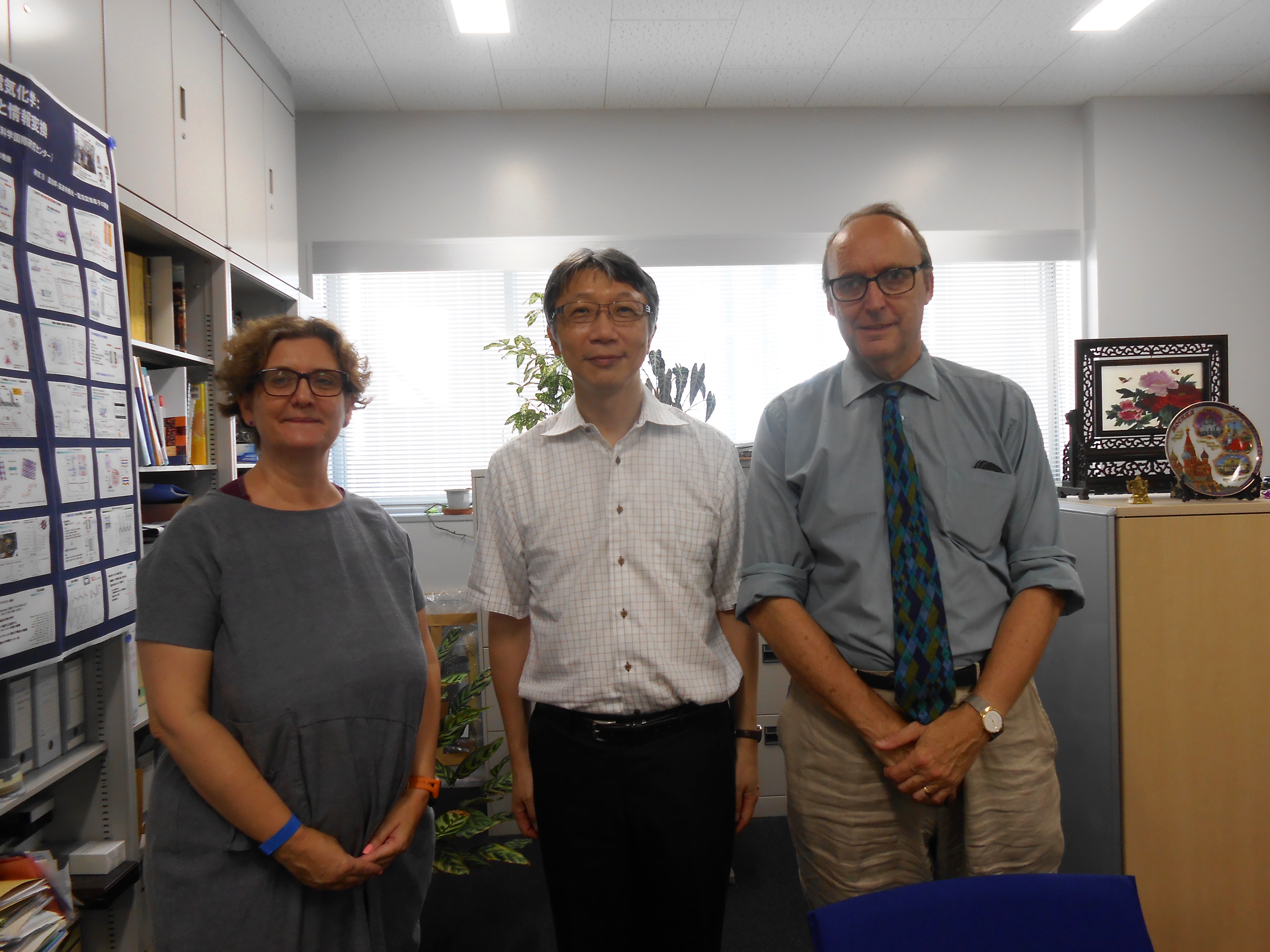 Prof.Woollins' visit to Awaga Group, Nagoya University, Japan