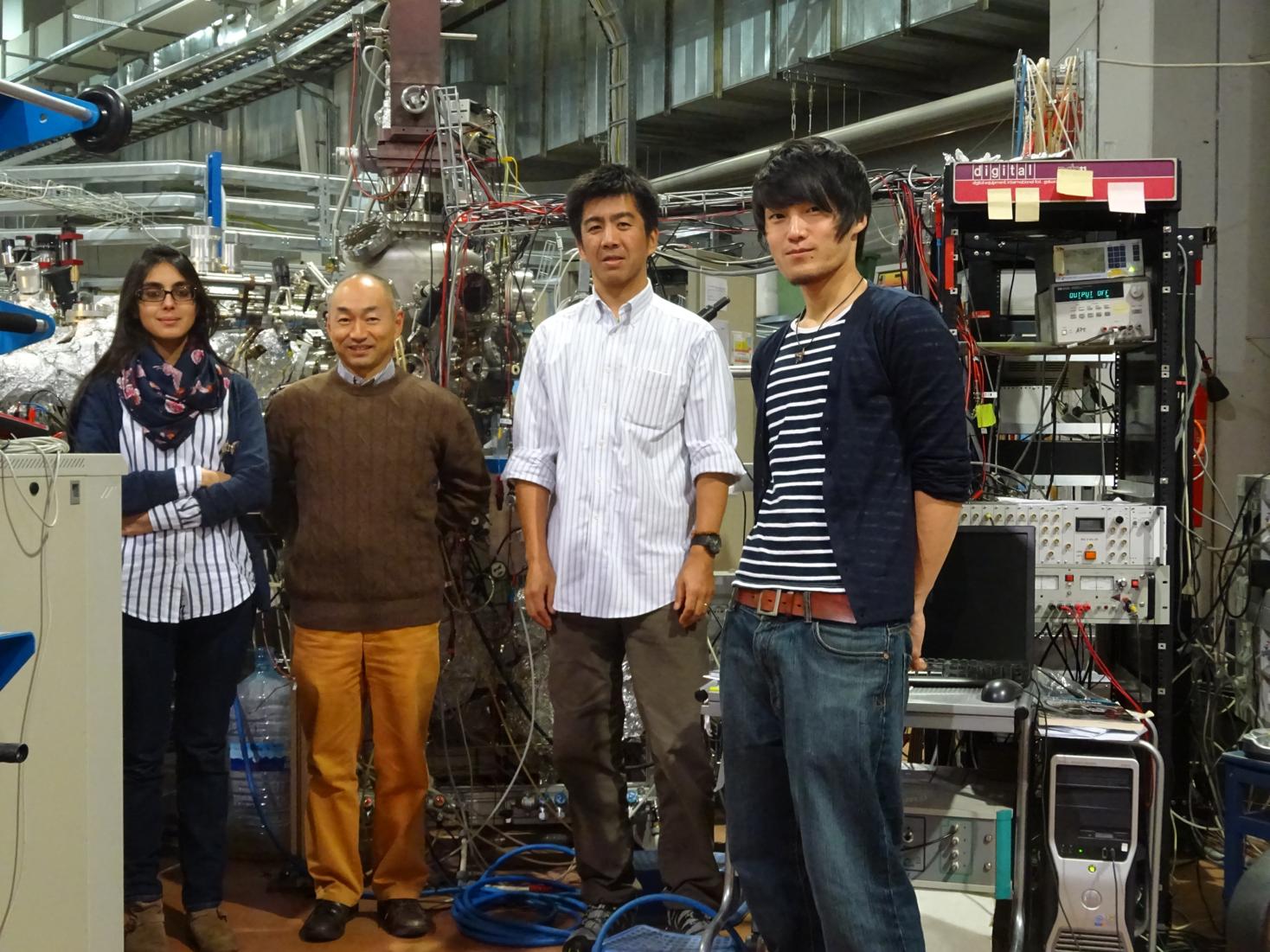 Experiment at the Italian synchrotron radiation facility, Elettra